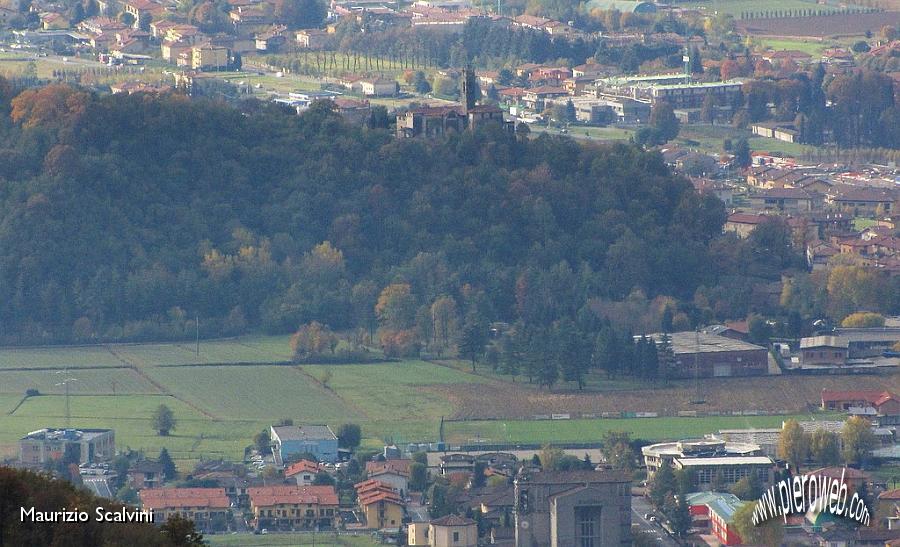 06 Zoomatona sui boschi di Sombreno, dirimpetto casa mia.JPG